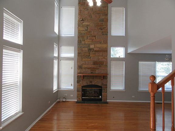 5th image of 972 Huntington Dr