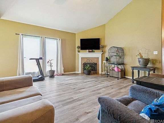 4th image of 37043 Oak Haven Dr