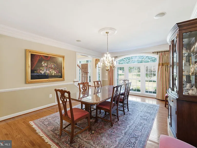 14140 Seneca Rd — Photo 38