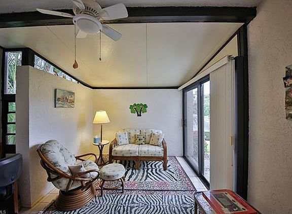 5th image of 5010 Dockside Dr APT 102