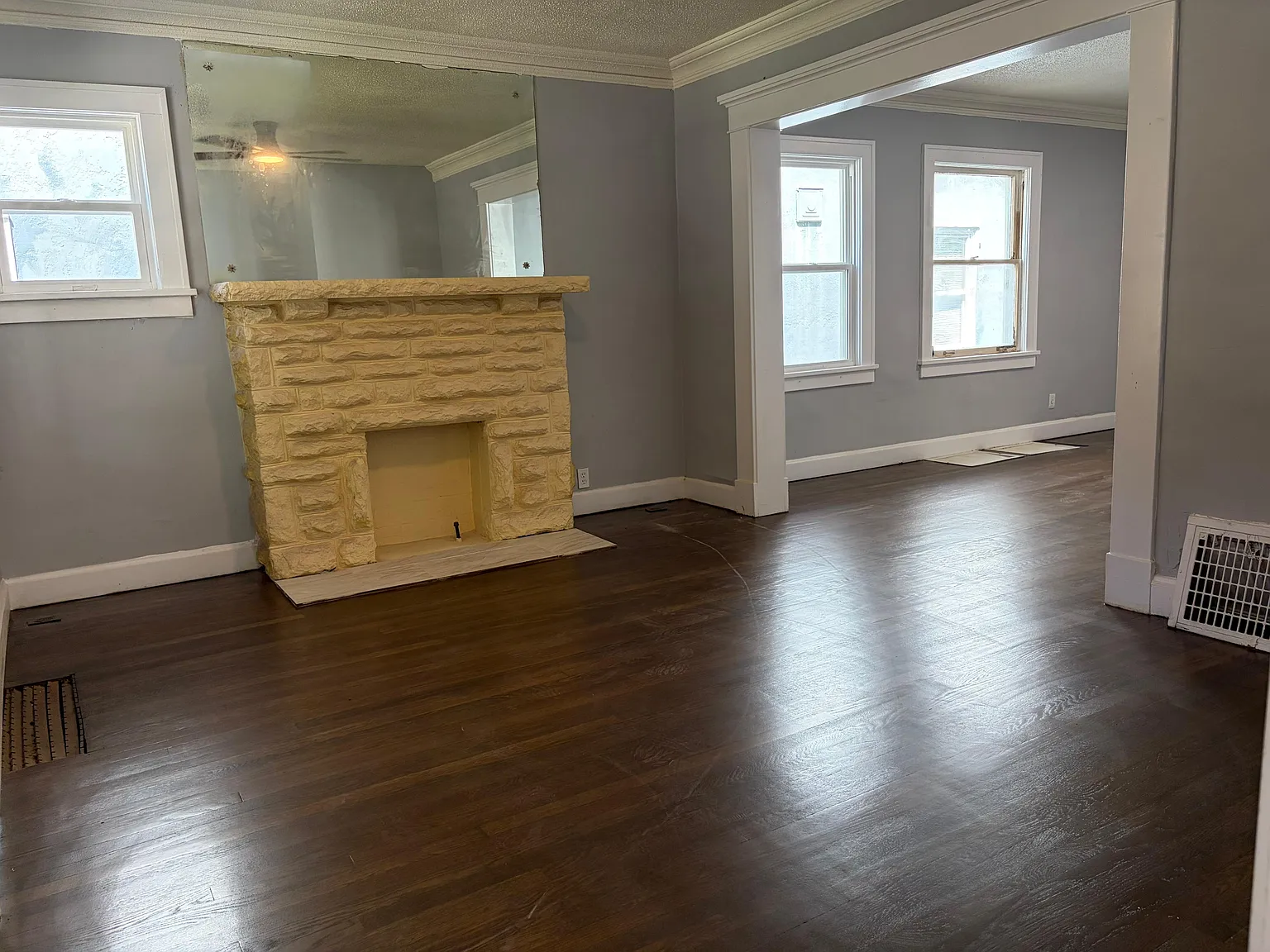 4 bed, 1610 sqft, $1,800 — Photo 2
