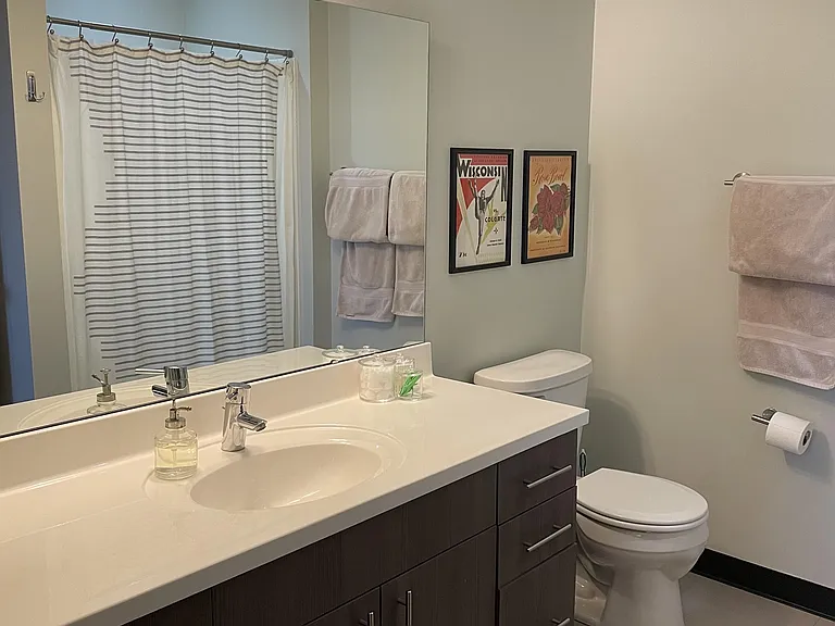 1530 N Jackson St #402 — Photo 11