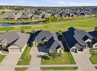 108 Spieth Ct, Granbury, TX 76048