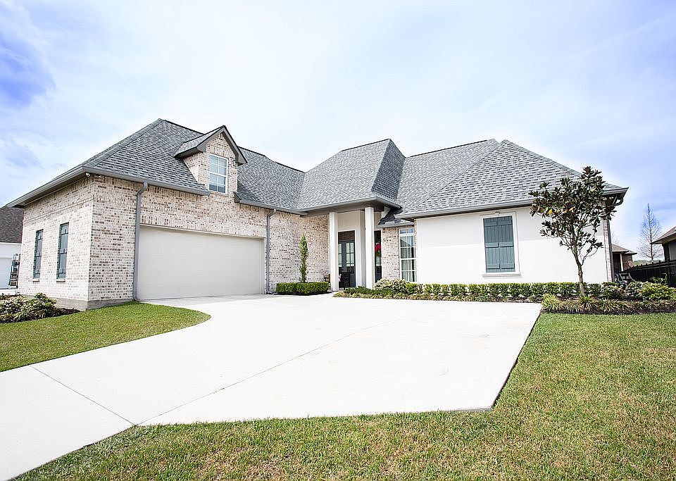 1st image of 42379 Greens View Dr