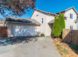 1079 NE Cordero Pl, Oak Harbor, WA 98277