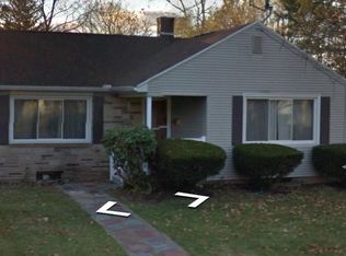 90 E Allen Ridge Rd, Springfield, MA 01118