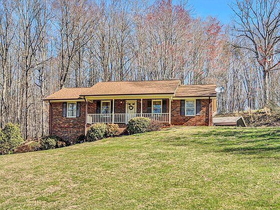2nd image of 106 Oak Branch Ct