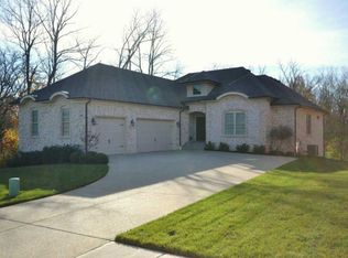 406 Ashworth Ln, Louisville, KY 40245