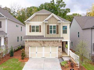 6372 Crosscreek Ln, Flowery Branch, GA