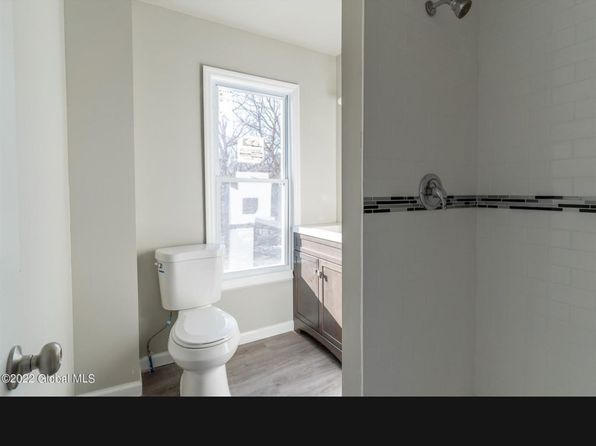 (undisclosed Address)