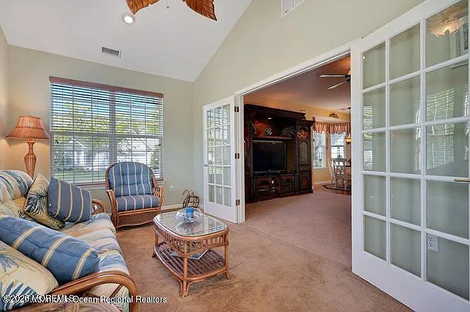 2 Marlow Dr — Photo 9