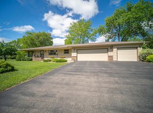 604 Almond St N, Cannon Falls, MN 55009