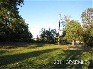 5th image of 100 White Hollow Dr