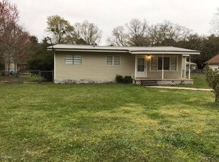 3813 Regent Ave, Moss Point, MS 39563