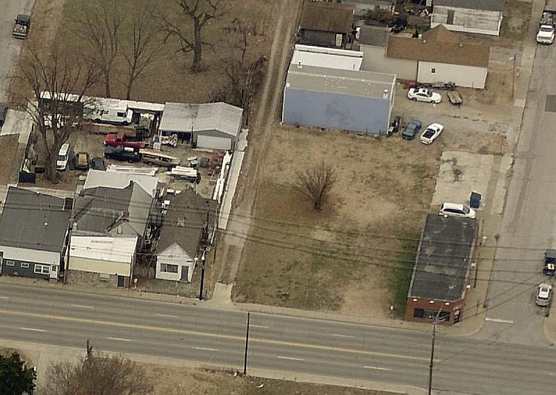 1st image of 1307 N Fulton Ave