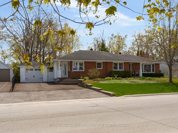 83 Eugenia St, Barrie, ON L4M 1P9