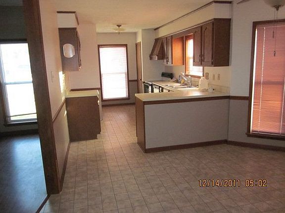 5th image of 613 Natalie Dr