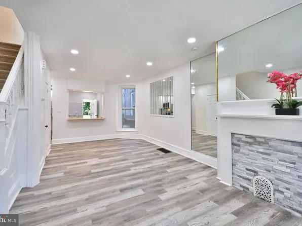 6408 N Lambert St, Philadelphia, PA 19138