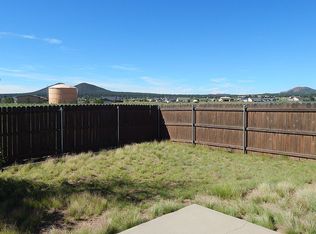 7530 E Neptune Dr, Flagstaff, AZ 86004