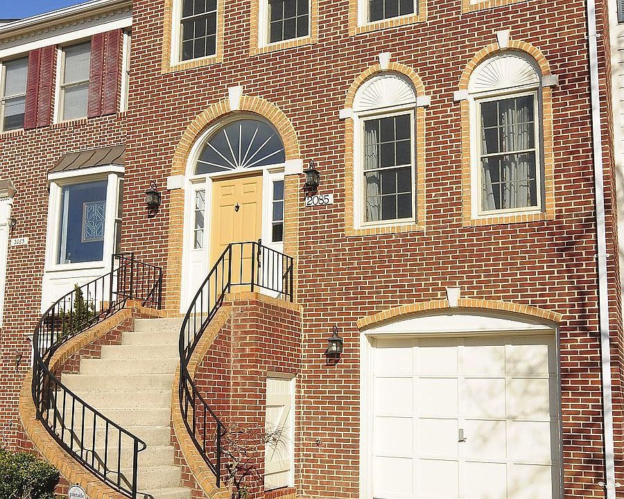 1st image of 2085 Gillen Ln