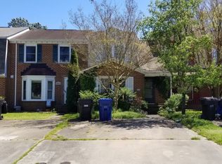 490 Falling Ln, Virginia Beach, VA 23454
