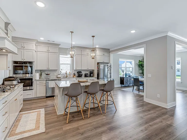 3270 Sassafras Ln — Photo 24