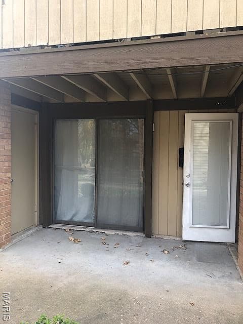 1st image of 7 Fairways Cir APT B