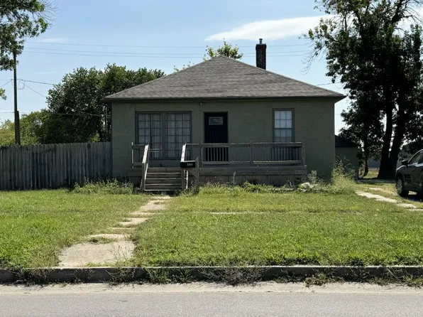 1304 W Thomas Ave, Shenandoah, IA 51601