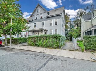 86 Bernard St #1, Dorchester Center, MA 02124