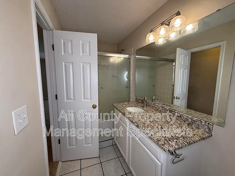 112 Malisa Dr — Photo 9