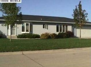 732 S Monroe Ct, Mason City, IA 50401