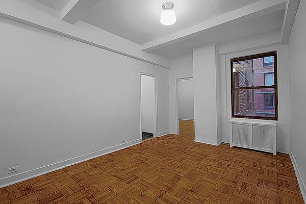 1st image of 160 W 71st St APT 7B