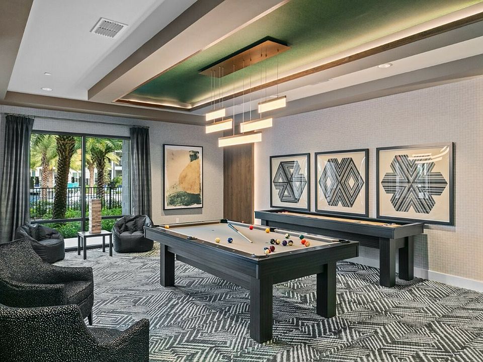 Integra Palms offers Gaming Room with Billiards Table
