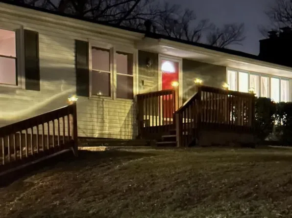 939 Saint Paul St, Excelsior Springs, MO 64024