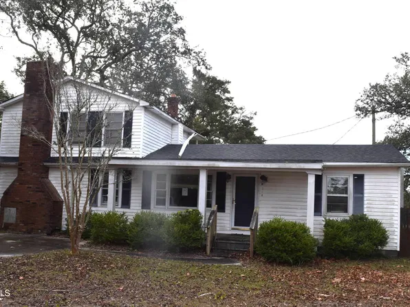 294 Cape Lookout Drive, Harkers Island, NC 28531