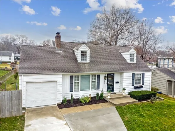 3407 W 74th Ter, Prairie Village, KS 66208