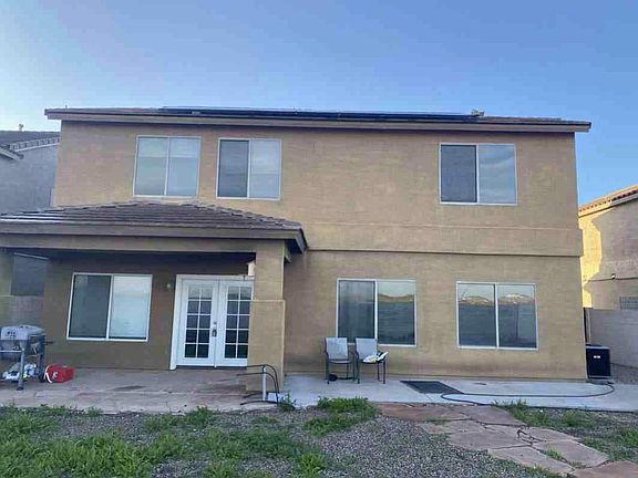 2nd image of 10660 E Cliffrose Ln
