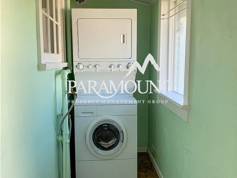 1336 N Wycoff Ave — Photo 12