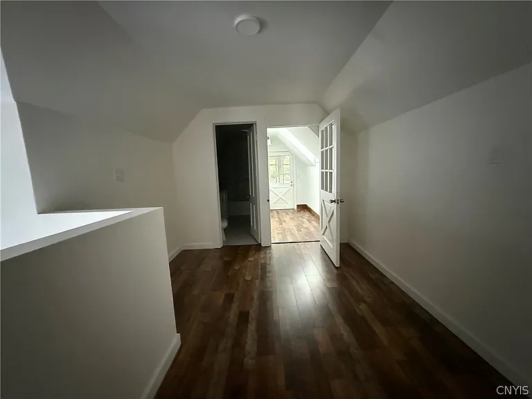 610 N McBride St — Photo 12