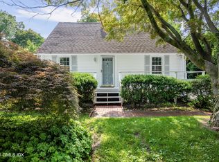 38 Riverside Ln, Riverside, CT 06878