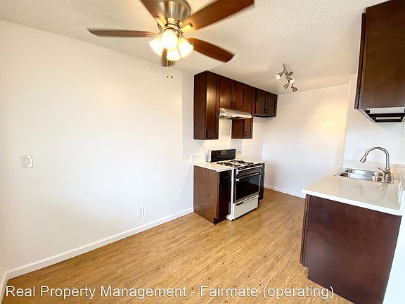 5th image of 402 N Ardmore Ave #3796555