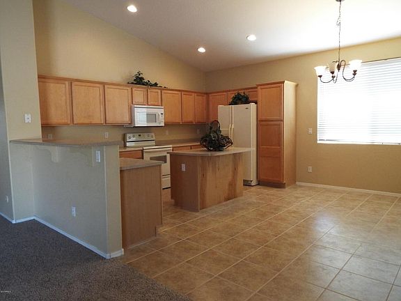 5th image of 16608 N 170th Ln