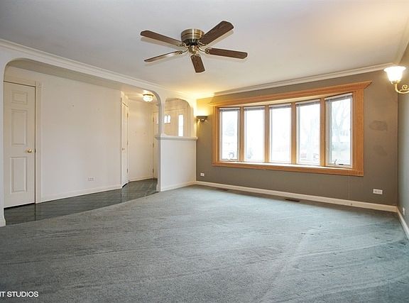 2nd image of 330 Geneva Ct