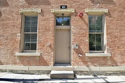 101 Peete St #4 — Photo 2
