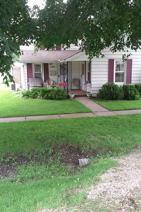 1st image of 134 W Van Buren St
