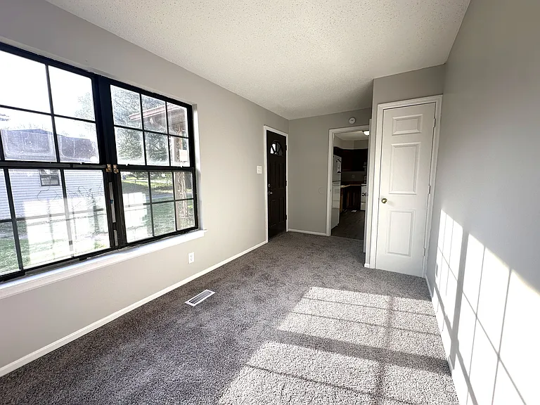 10063 Northgate Dr — Photo 21
