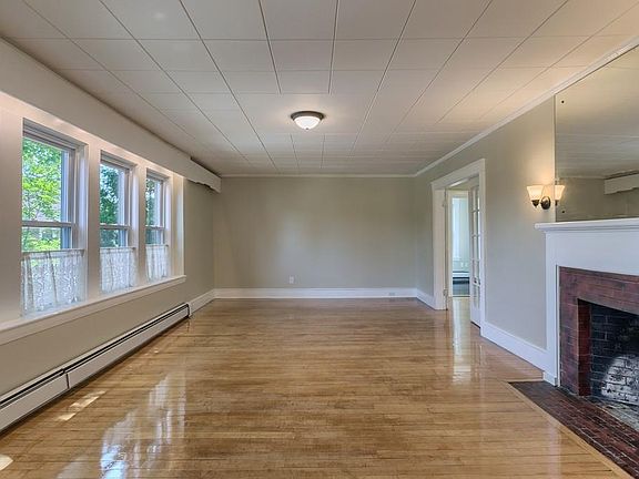 5th image of 81 Cypress Ave