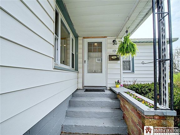 2nd image of 12 Waldemeere Ave