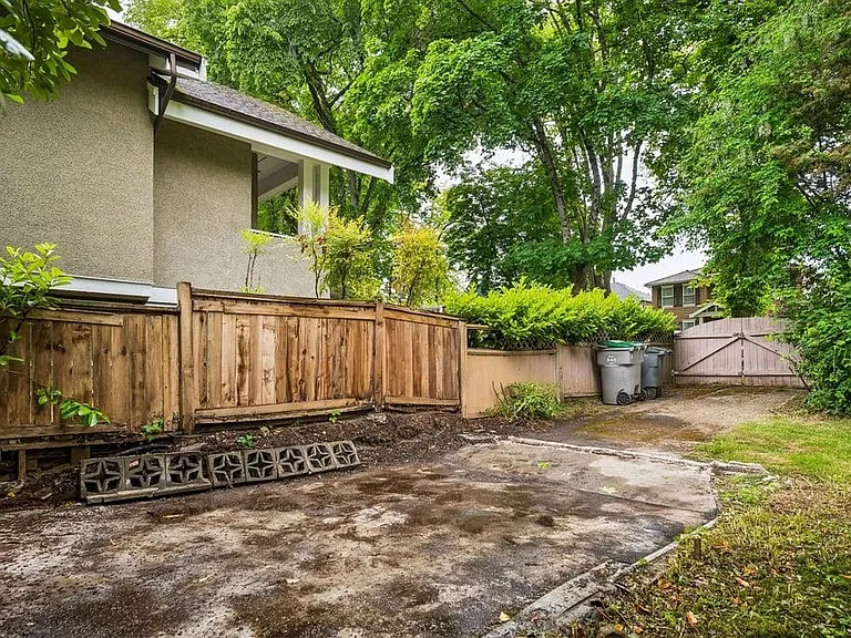 5405 Trafalgar St — Photo 5