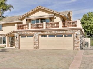 2071 Golden Hills Rd, La Verne, CA 91750